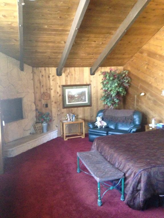Switzerland Haus Bed And Breakfast Inn Big Bear Lake Rum bild