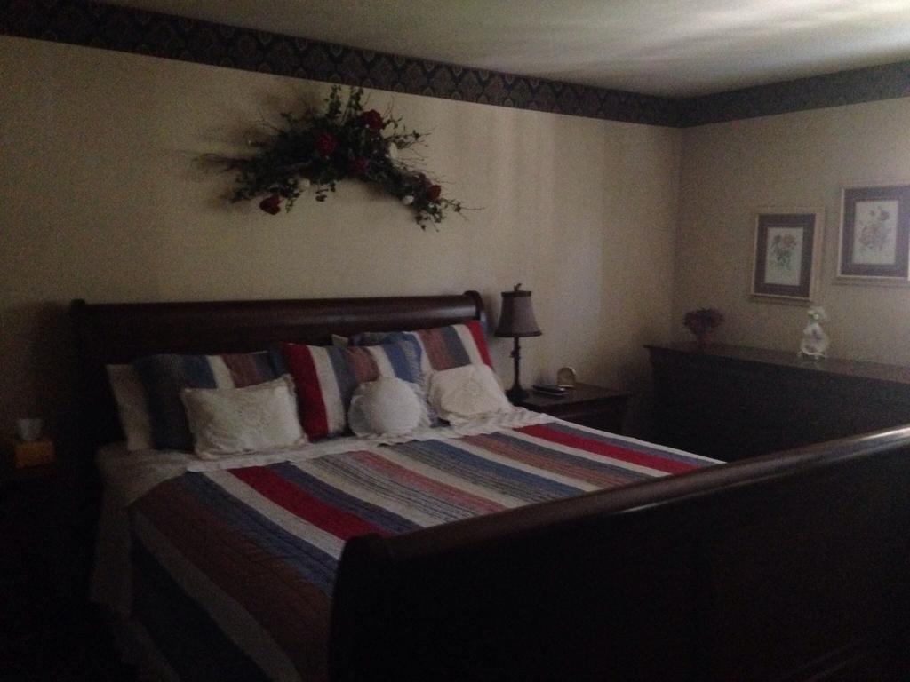 Switzerland Haus Bed And Breakfast Inn Big Bear Lake Rum bild