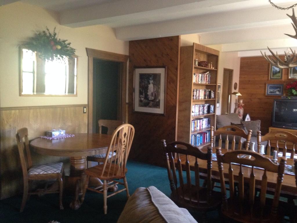 Switzerland Haus Bed And Breakfast Inn Big Bear Lake Exteriör bild