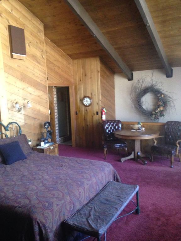 Switzerland Haus Bed And Breakfast Inn Big Bear Lake Rum bild